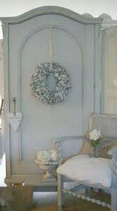 A single change in the color or lighting can impact its entire feel.before going for a home makeover, it is important to understand the theme you want, the decor objects that will fit in, and the placement of these objects to avoid stuffing. Best Vintage Furniture Online Stores Home Decorators Collection Sconce One Antique Furniture For S Shabby Chic Room Shabby Chic Furniture Shabby Chic Bedrooms