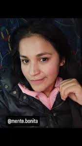 No me juzguen son 3:40 am y solo dormir 1 hora, aún así @mente.bonita me  invita a seguir trabajando en mi, porque es mi propio compromiso, mi  responsabilidad para hacer una mejora continúa conmigo ...