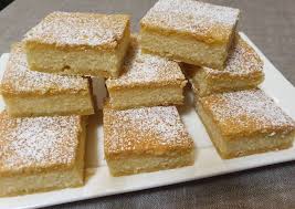 1 kg de branza dulce de vaci. PrÄƒjiturÄƒ Cu BranzÄƒ Dulce De Vaci ReÈ›etÄƒ De Camelia Fechete ReÈ›ete Cookpad