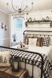 46 Best Bedroom Wall Decor Ideas To Liven Up Your Boring Walls Farmhouse Bedroom Decor Country Bedroom Design Guest Bedrooms
