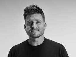 Damian Tanner's Instagram, Twitter & Facebook