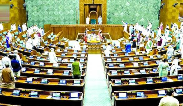 Opposition Protests Disrupt Parliament on Opening Day of Monsoon Session