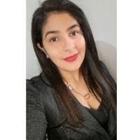 Flor Alvarenga's Instagram, Twitter & Facebook