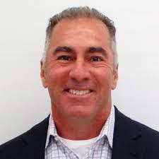 Chris Lewter's Instagram, Twitter & Facebook