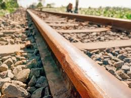 Rel kereta api biasanya terdiri dari dua, tiga atau empat rel, dengan sejumlah monorel dan guideways maglev dalam campuran. Jenis Jenis Bantalan Rel Kereta Api Sleepers Yusron Sayoga