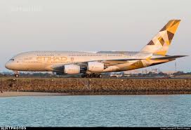 Etihad A380 On Runway 34l Sydney Airport Flight Ey454 Etd454 From Auh Abu Dhabi A6 Apb Airbus A380 861 Jetphotos Com I Airbus A380 Airbus Sydney Airport