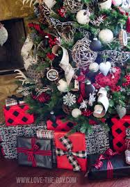 Black And White Buffalo Check Ribbon Michaels Buffalo Check Christmas Tree Michaels Dream Tree Challenge 2015 Decorating With Christmas Lights Christmas Tree Themes Plaid Christmas Tree