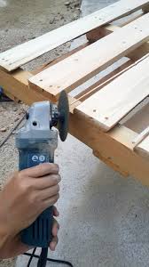 Diy katil lipat untuk bilik yang kecil. Myra Anne Diy Katil Pallet