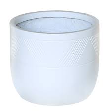 Featuring 3 different sized wooden bases on iron legs, it will be a stylish addition to your home decor. Tuscan Path 27 5 X 23cm 9 6l White Pacifica Pot Bunnings Warehouse Garden Plant Pots Outdoor Pots Tuscan