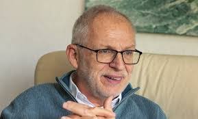 Barbara Lennartz's Instagram, Twitter & Facebook