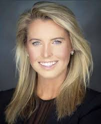 Heidi Vance's Instagram, Twitter & Facebook