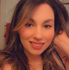 Anna Mazzotta's Instagram, Twitter & Facebook