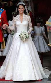 Kate Middleton S Wedding Dress Kate Middleton Wedding Dress Wedding Dress Inspiration Celebrity Wedding Dresses