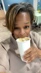 Schatzi & Bindi waiting eagerly for their biscuit 💙❤️