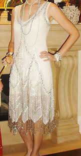 Stunning Great Gatsby Dress 1920 Style Flapper Sequins And Beads Size Small With Images Great Gatsby Dresses 1920 Fashion Vintage Dresses
