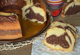 Una ciambella al caffè soffice e dal gusto intenso, pronta in 5 minuti! Ciambella Marmorizzata Al Rum Un Mondo Di Ricette Semplici