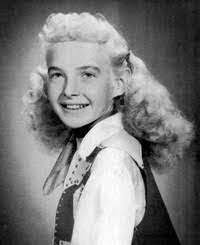 Wanda Gann's Instagram, Twitter & Facebook