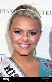 Katie blair hi-res stock photography and images