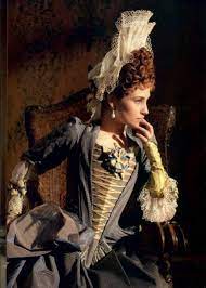 Coiffure Fontange 1690 Costume Historique Coiffure Robes De Cour