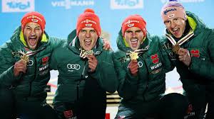 Das feld dürfte also eng zusammenliegen. Dsv Skispringer Holen Uberlegen Wm Gold Am Bergisel In Innsbruck Skispringen Com