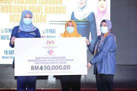 Ø menceriakan pusat aktiviti warga emas (pawe) melalui poster dan sudut. Kpwkm Ø¯Ø± ØªÙˆÛŒÛŒØªØ± Yb Datuk Seri Rina Mohd Harun Menteri Pembangunan Wanita Keluarga Dan Masyarakat Hari Ini Telah Menyempurnakan Majlis Penyampaian Bantuan Kewangan Pengoperasian Tahunan Dan Penubuhan Pusat Aktiviti Warga Emas Pawe