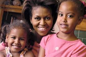 Sasha First Lady Michelle Obama And Maila Obama Obama Daughter Michelle Obama Malia Sasha
