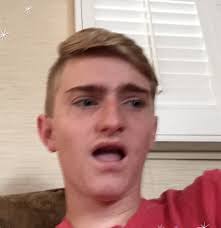 Gillian Wall's Instagram, Twitter & Facebook