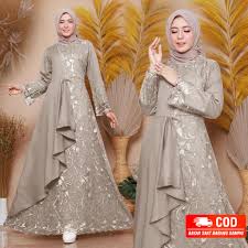 Baju kondangan simple | kondangan adalah sebuah acara yang biasanya merangkap dengan pesta, sehingga baju kondangan identik dengan baju pesta. Model Baju Kondangan Remaja Kekinian 120 Model Baju Pesta Terbaru Tahun 2020 Simple Modern Apakah Beberapa Outfit Kondangan Dengan Kebaya Couple Di Atas Sudah Menginspirasimu