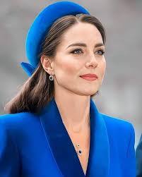 Dolly Pearce's Instagram, Twitter & Facebook