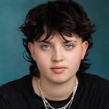 Listen to Marley Craze by LIPA Graduating Actors Voice Reels 2025 in LIPA  Graduating Actors 2025 playlist online for free