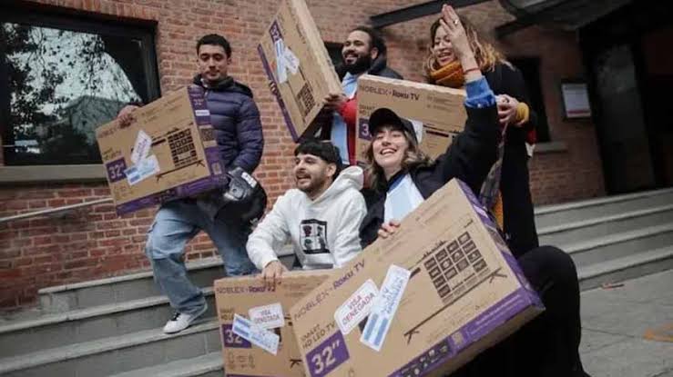 Argentine Company Gifts Free TVs to Fans Denied US Visas for World Cup