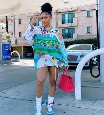 By submitting my information, i agree to receive personalized updates and marketing messages about saweetie based on my. Quavo Saweetie Spark Breakup Rumors After Unfollowing Each Other On Instagram The Blast