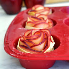 Recette Tarte Aux Pommes En Bouquet De Roses Recette Tarte Aux Pommes Tarte Aux Pommes Rose Feuilletee Aux Pommes