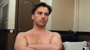 В 2006 году его наградили орденом дружбы. Maksim Galkin Goloe Video V Instagram Shou Biznes