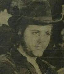 Manolo Gómez, en la divina memoria e entrañable imagen del recuerdo en su  excelente interpretación de Santos luzardo,en la versión de el año  1977-1978-de Doña Bárbara",la gustada puesta televisiva basada en la