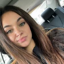 Laney Hill (@laney_hill02)