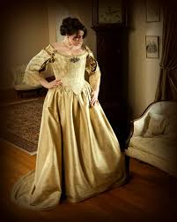 4.5 out of 5 stars 117. Plus Size Bridal Corset Gown Short Train Wedding Skirt Gold Etsy