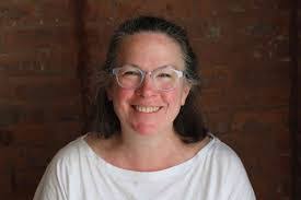 Lisa Radcliffe's Instagram, Twitter & Facebook