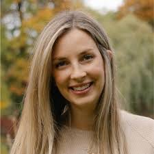 Kerry Leary's Instagram, Twitter & Facebook