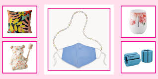 It's never too early to start looking for the perfect gift for mom, especially is she's the kind of lady who already has everything. 65 Best Christmas Gifts For Mom 2020 Perfect Gift Ideas For Mom