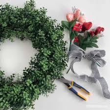 While this wreath may not be as bright as some of our other artisan wreaths, we know this one will be the. Easy Valentine S Day Boxwood Wreath The How To Mom