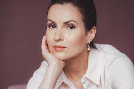 Эстер Голдберг