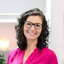 Becky Witt's Instagram, Twitter & Facebook