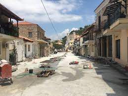 Δεν θα έπρεπε να ανοίξει πουθενά το λιανεμπόριο σήμερα. Sthn Telikh Ey8eia Oi Ergasies Anaplashs Sthn Anw Polh Kyparissias Eley8eria Online