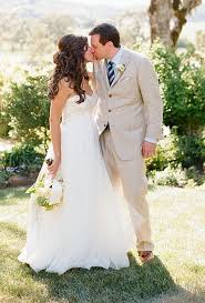 21 Romantic Wedding Hairstyles Wedding Dresses Style Romantic Wedding Hair Romantic Hairstyles Half Up Wedding Hair