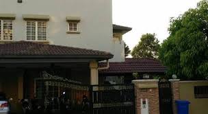 Shah alam is a city and the state capital of selangor, malaysia and situated within the petaling district and a small portion of the neighbouring klang district. Az Villa With Garden Seksyen 7 Shah Alam Harga Foto Ulasan Alamat Malaysia