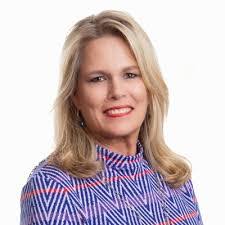 Lizzie Post's Instagram, Twitter & Facebook