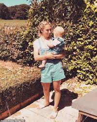 Jason and laura kenny are the team gb power couple with 10 olympic gold medals between them. The Making Of Britain S Ultimate Power Couple Laura And Jason Kenny Daily Mail Online