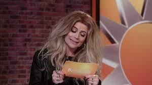 Nikkie Drijft Spot Met Zichzelf En Lanceert Bla Bla Bla Kleding Rtl Boulevard