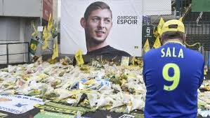 Emiliano sala's sister is reportedly in a critical condition after trying to take her own life. Rip Emiliano Sala Football Extends Its Sympathies As Cardiff City Release Statement 90min